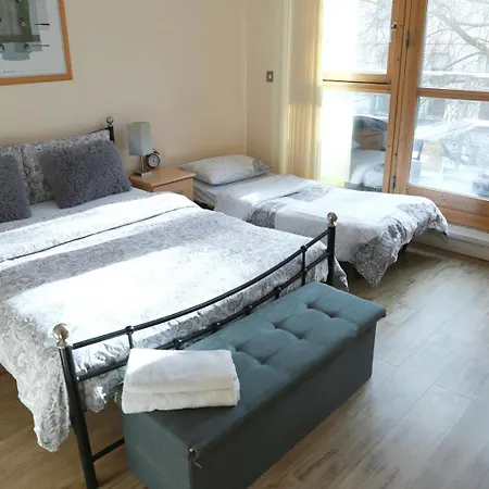 Stunning 2-bed In Apartment Birmingham